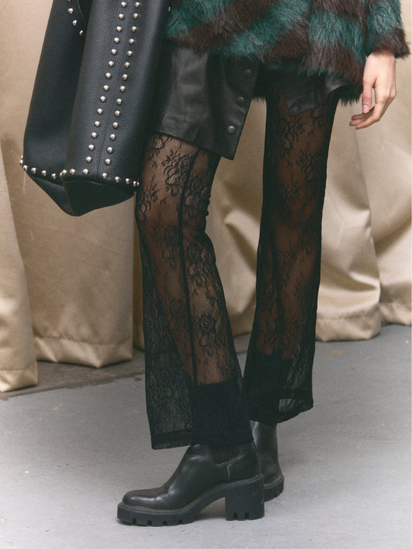 Ivy – Pantalon en dentelle noire extensible